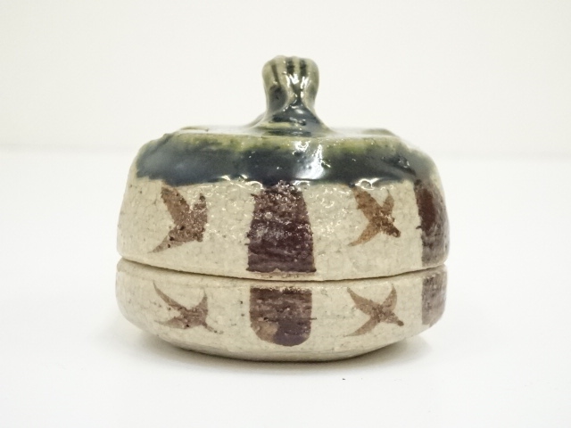  松本鉄山造　織部ハジキ香合（共箱）